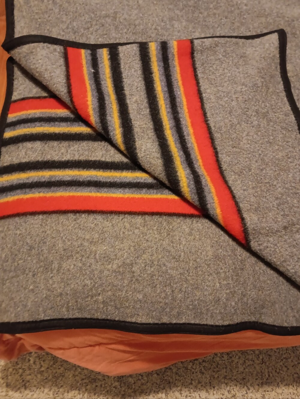 Pendleton Vintage Yakima Camp Blanket Throw - Picture 4 of 5